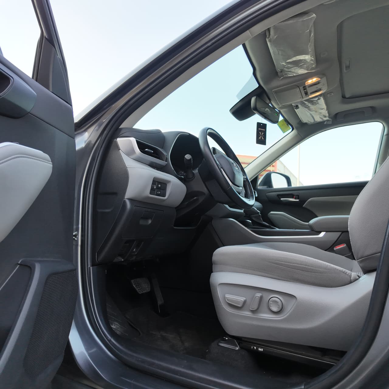 تويوتا هايلاندر (Toyota Highlander)، *