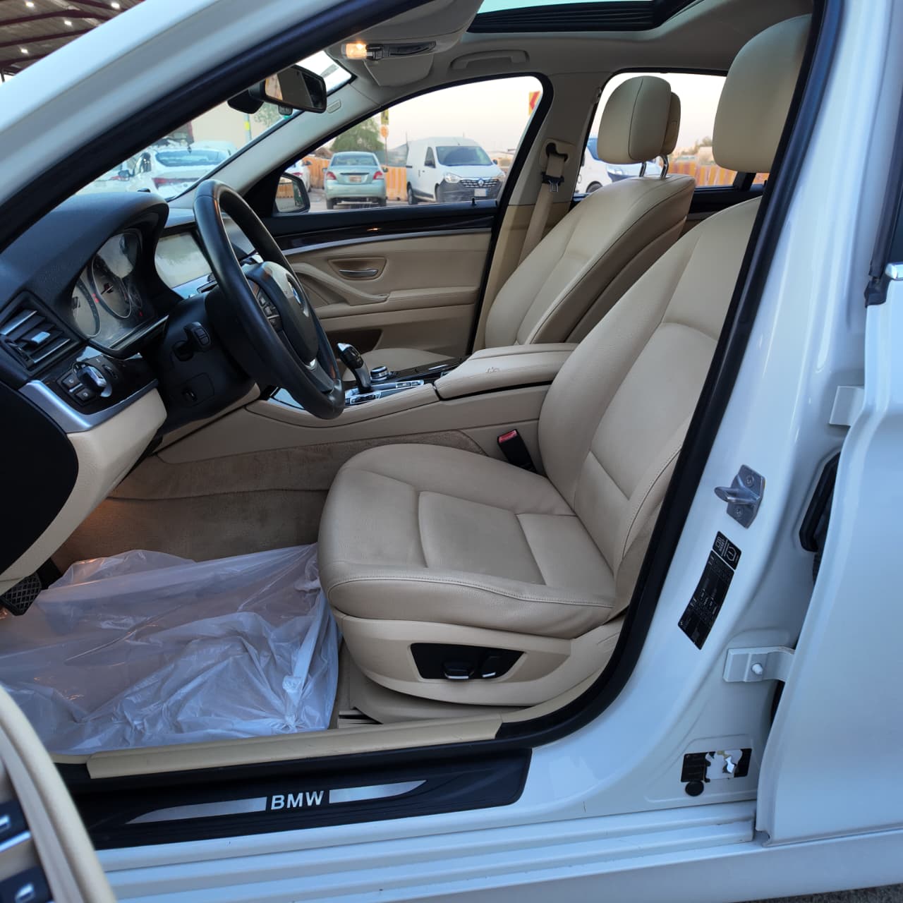 BMW520l