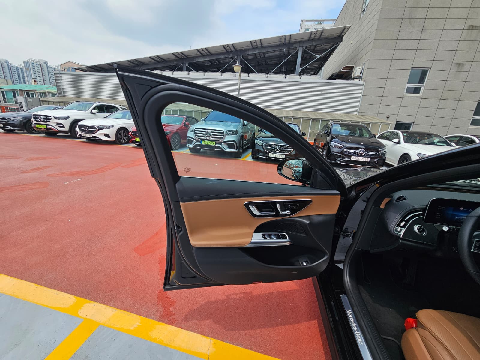 E200