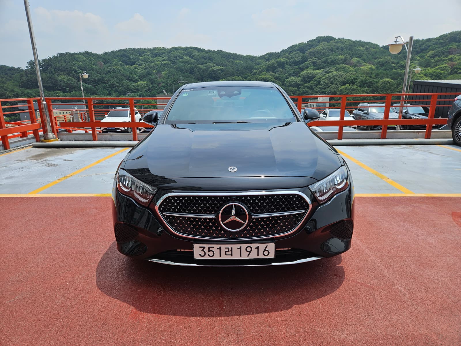 E200