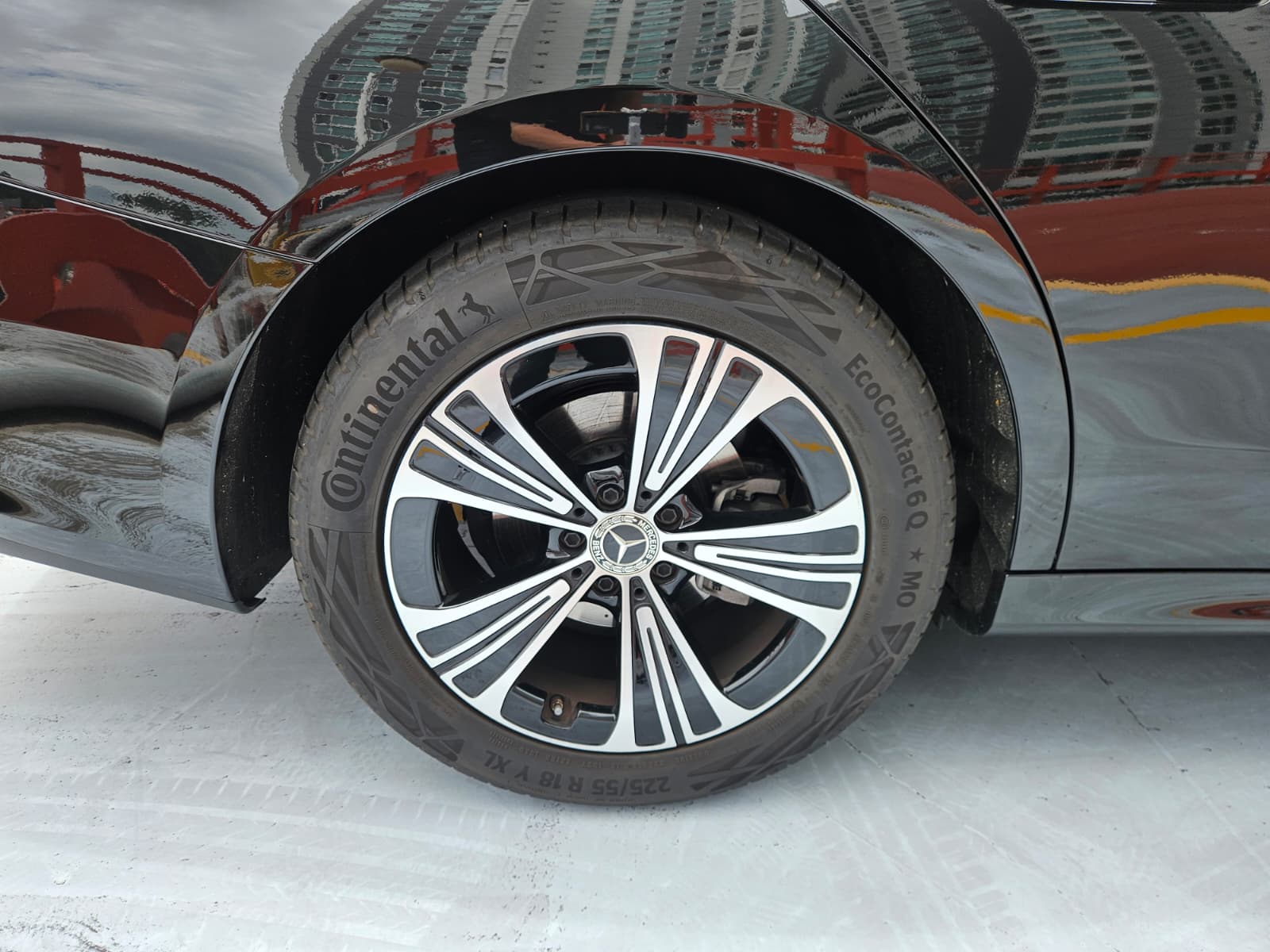 E200