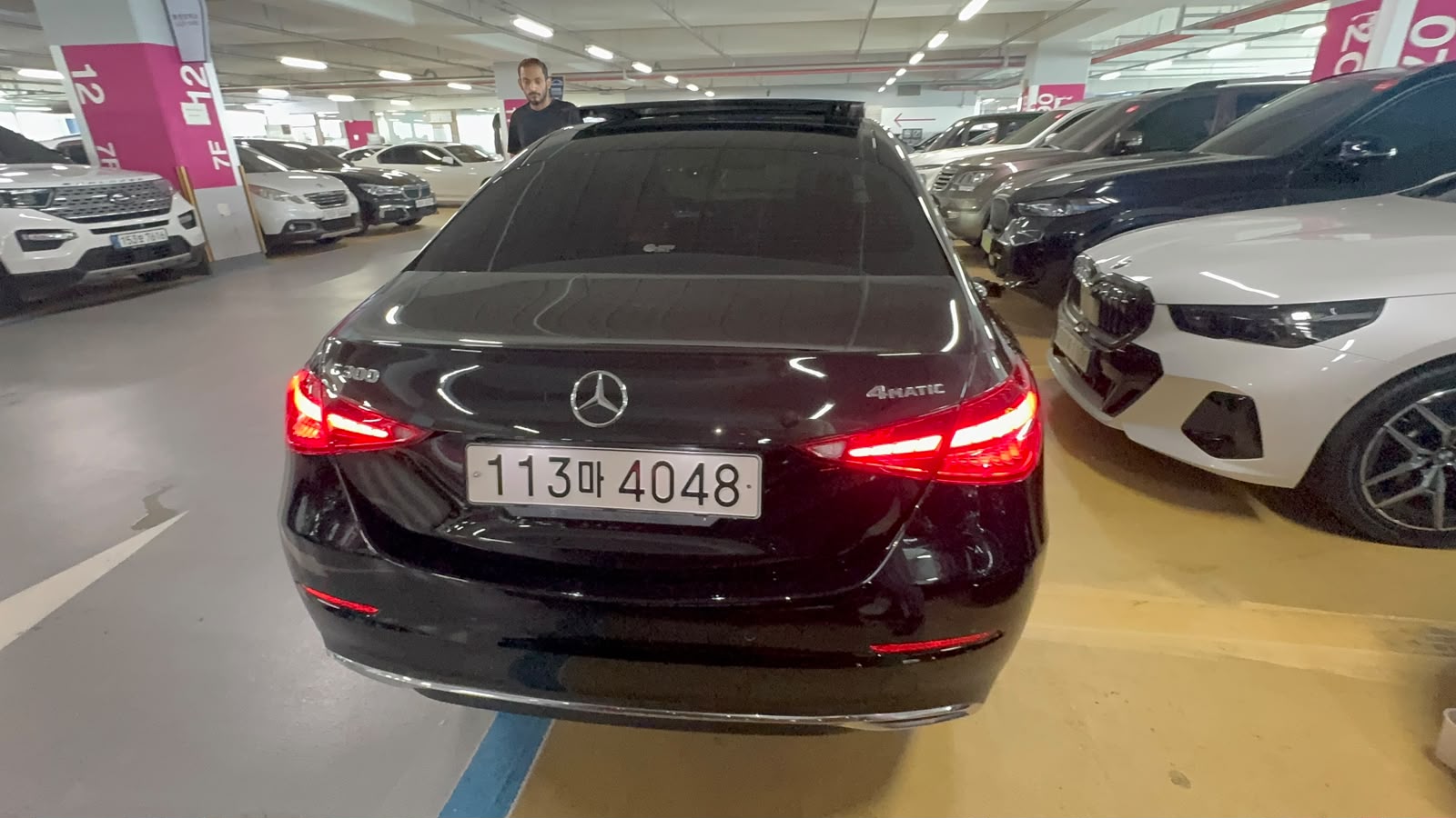C300