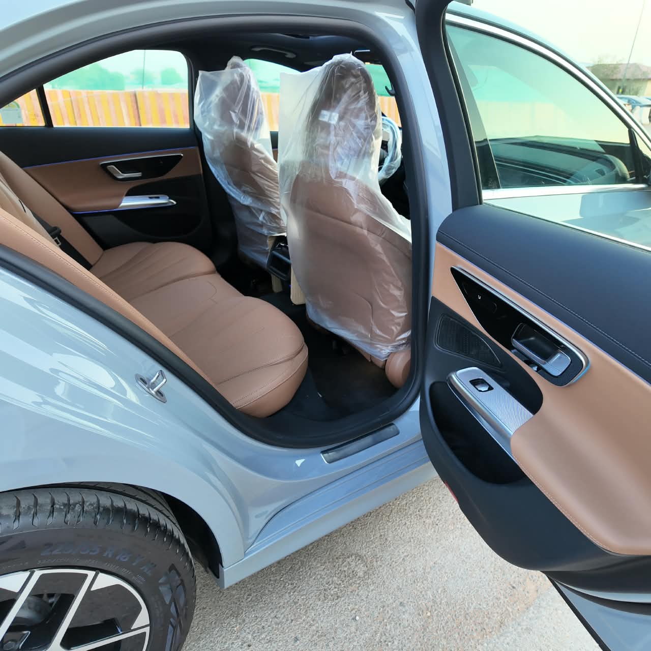 E200 أصفااار