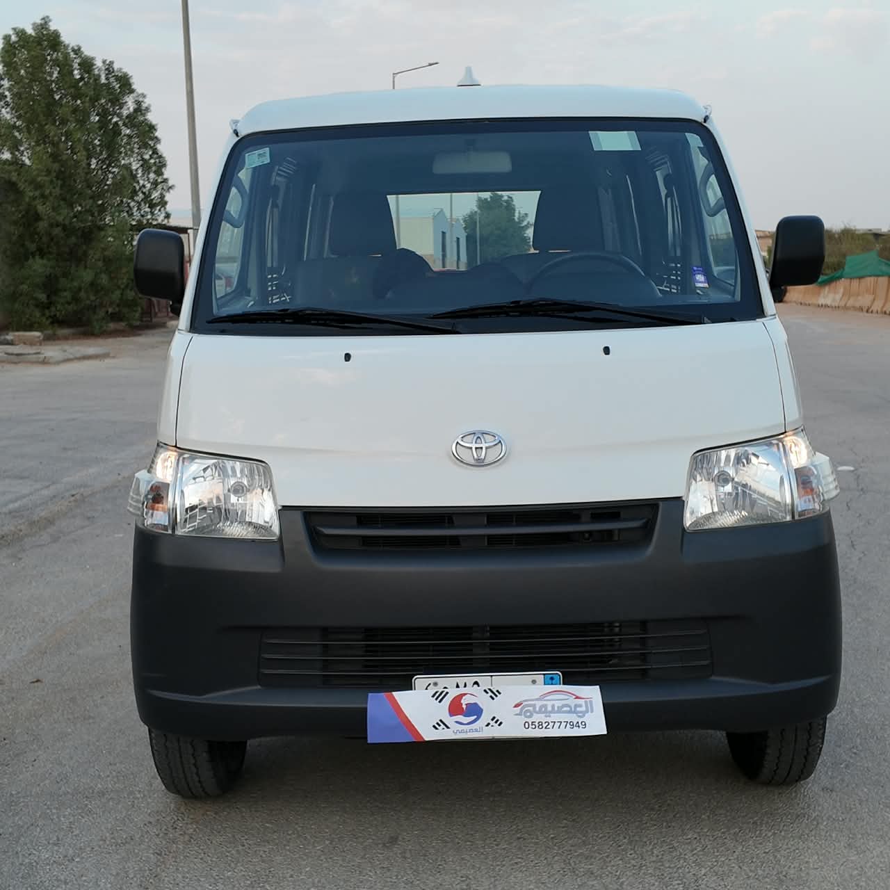 تويوتا لايت ايس فان 