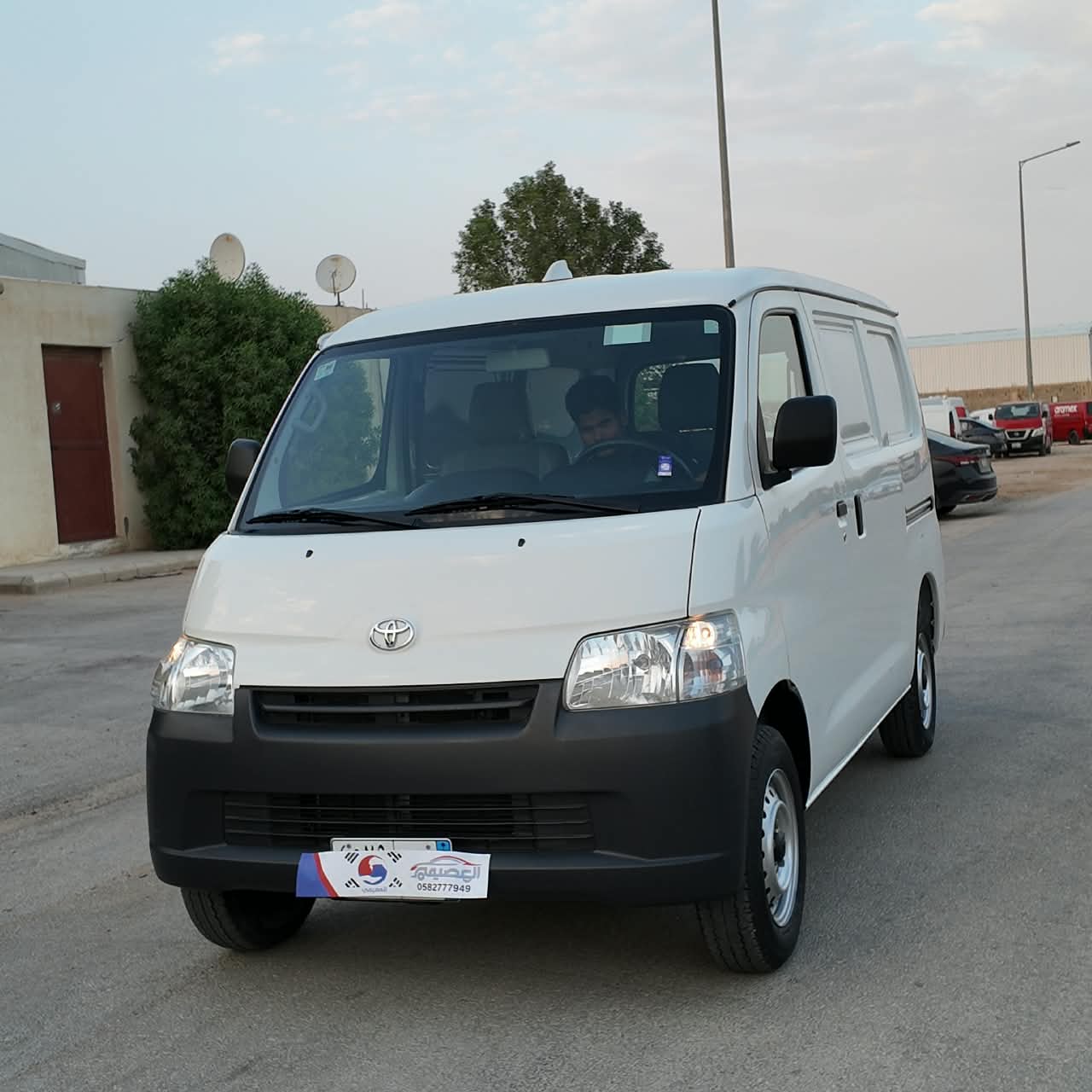 تويوتا لايت ايس فان 