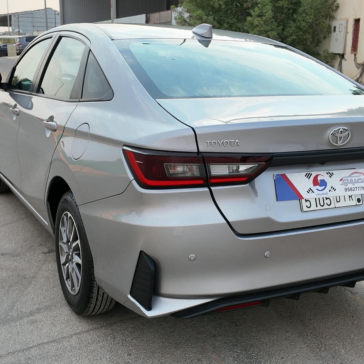 تويوتا يارس 