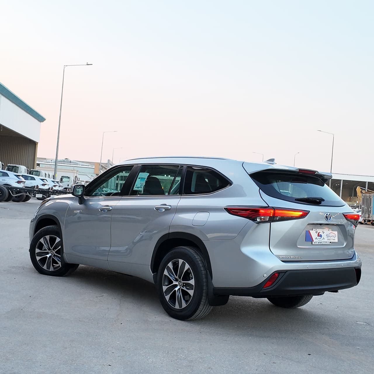 تويوتا هايلاندر (Toyota Highlander)