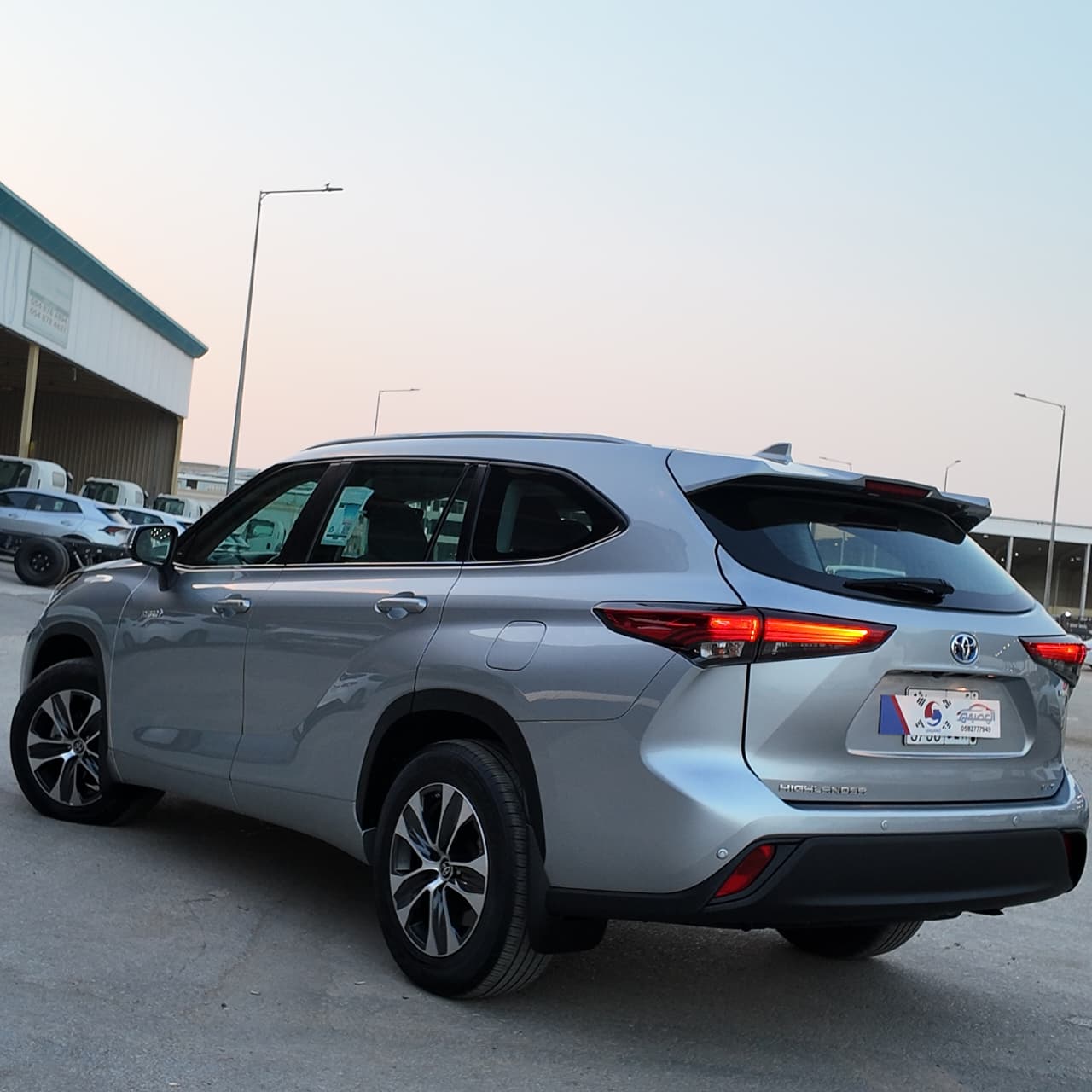 تويوتا هايلاندر (Toyota Highlander)