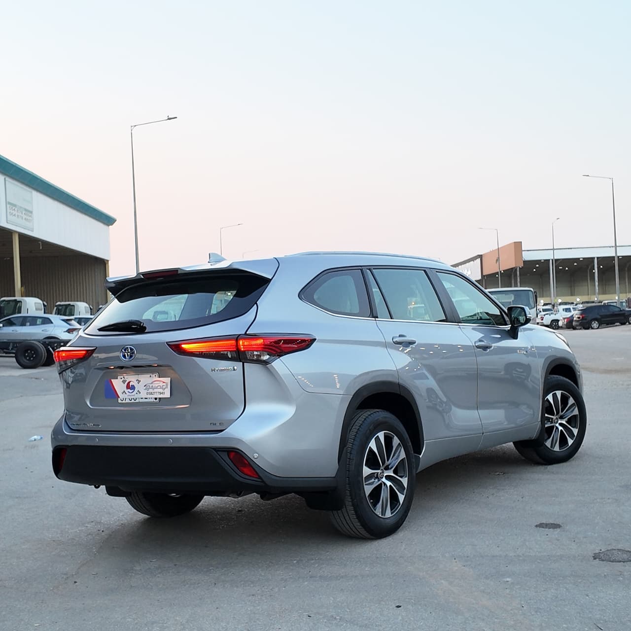 تويوتا هايلاندر (Toyota Highlander)