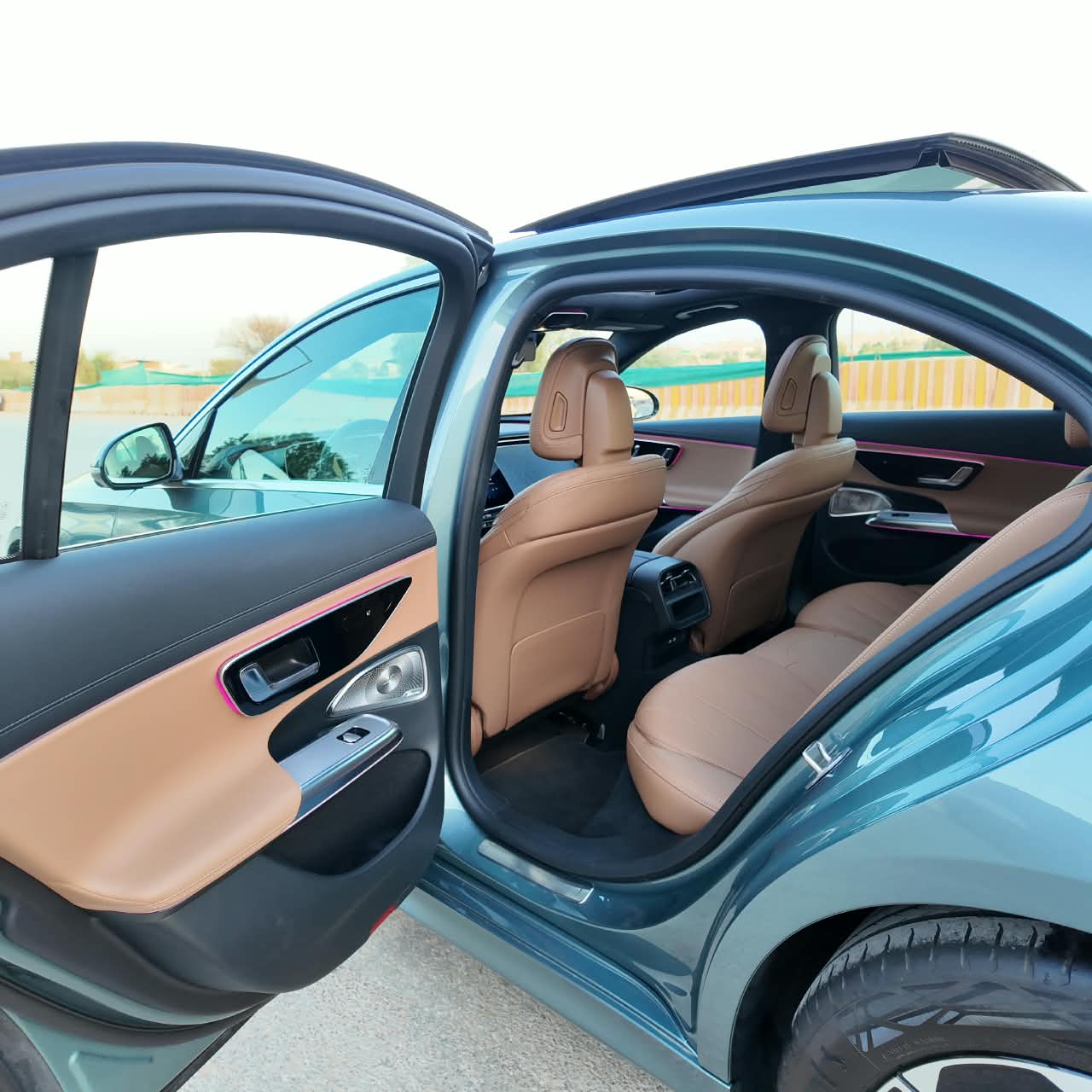 E200