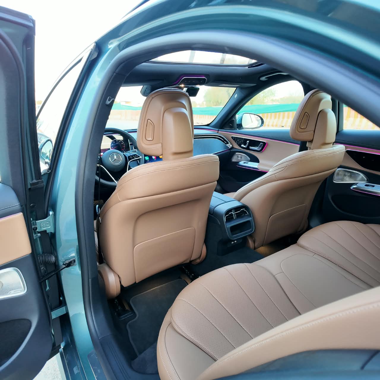 E200