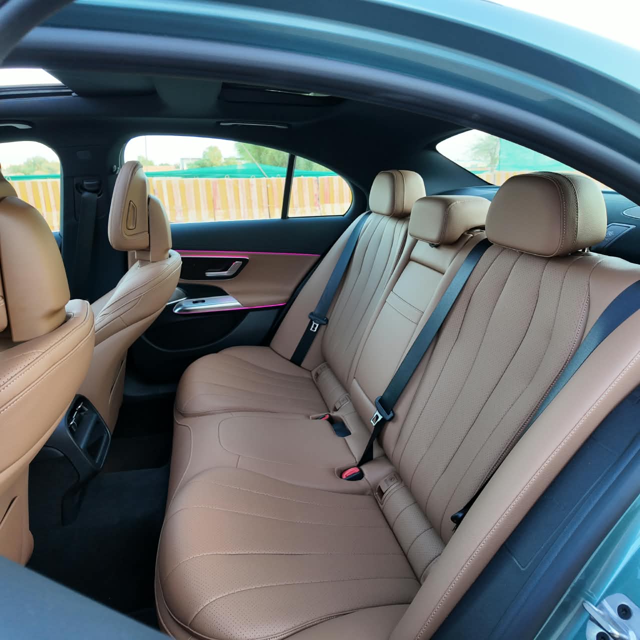 E200