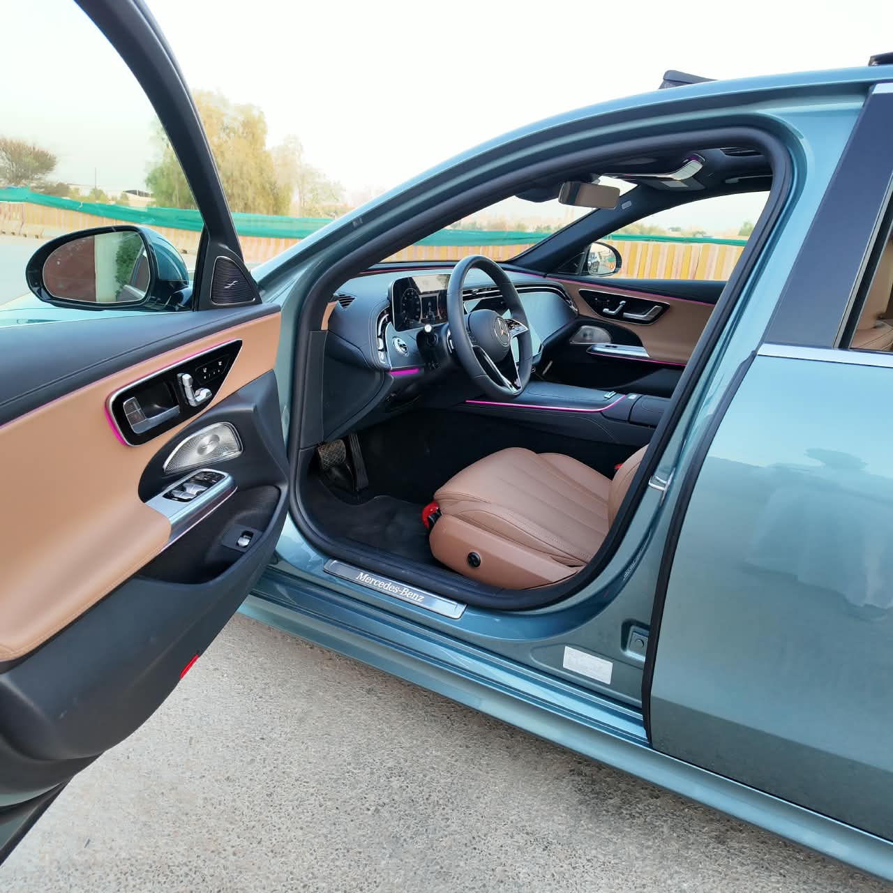 E200