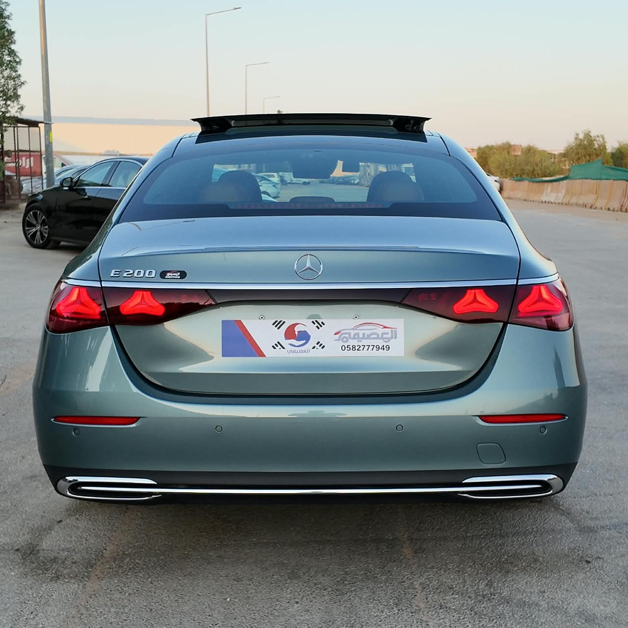 E200