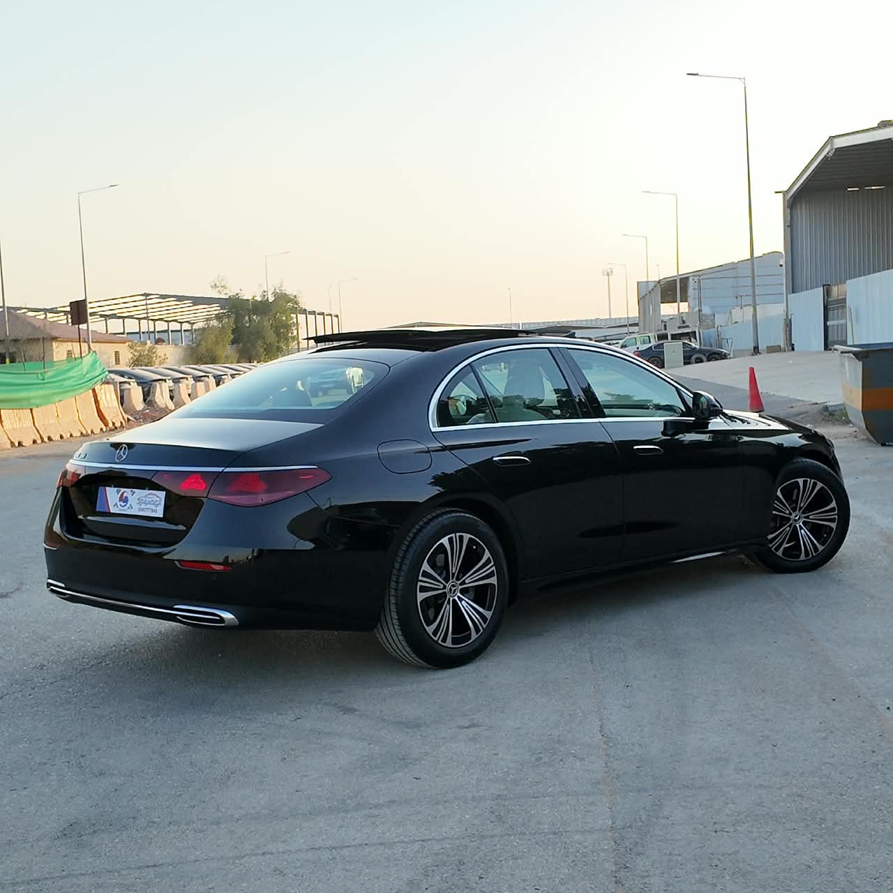 E200