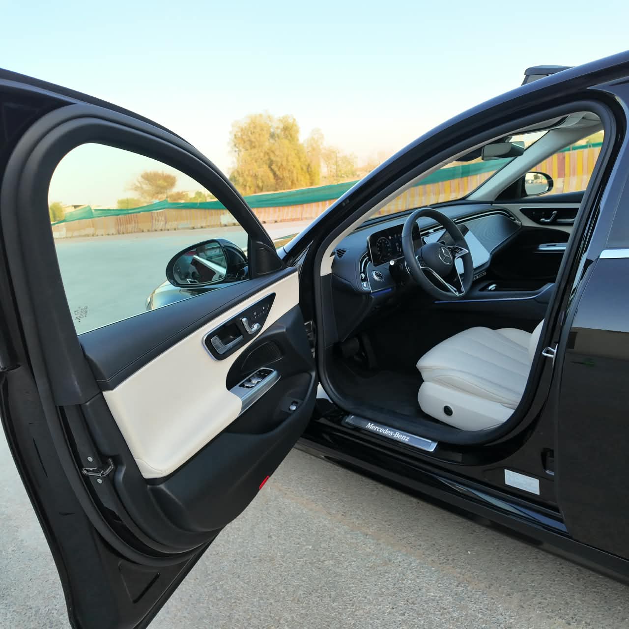E200