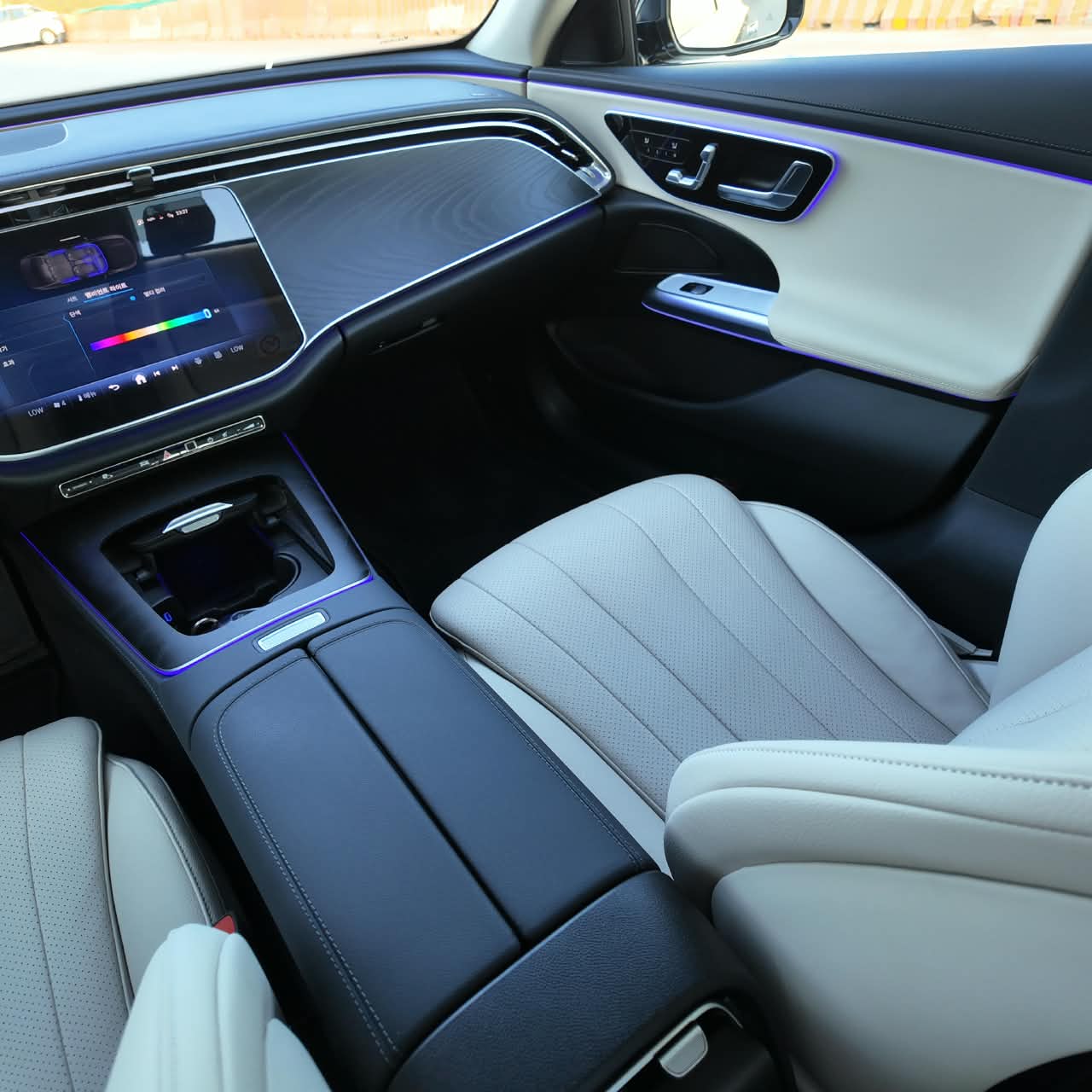 E200