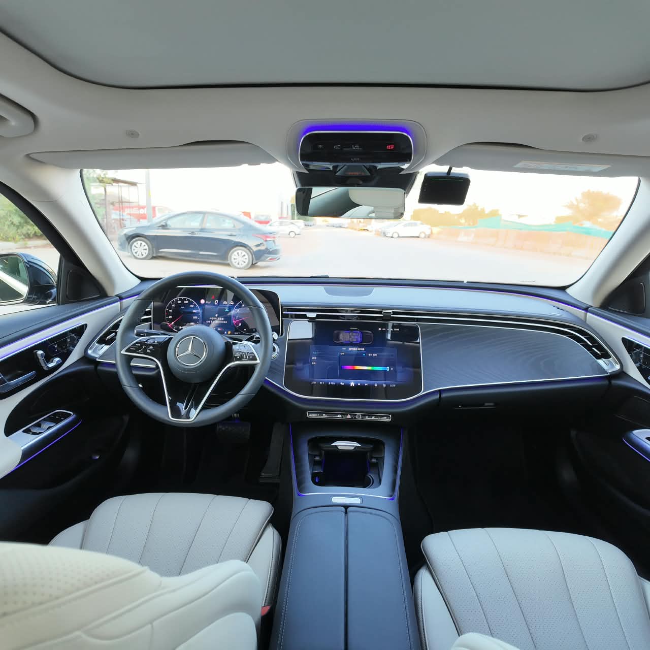 E200