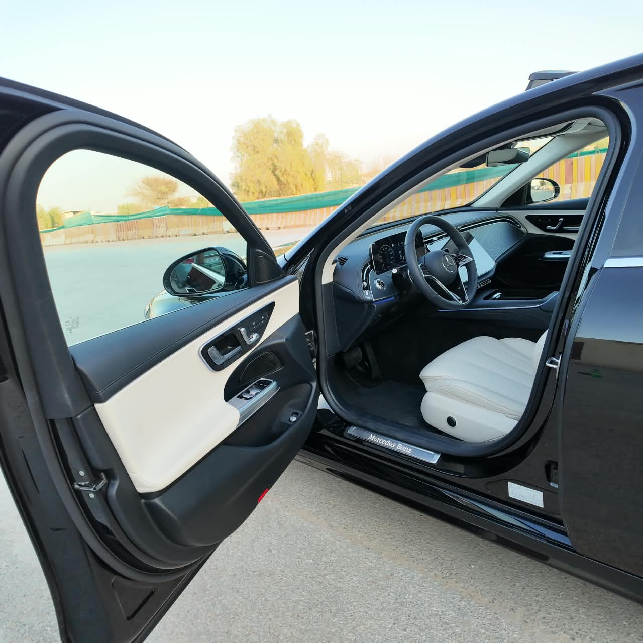 E200