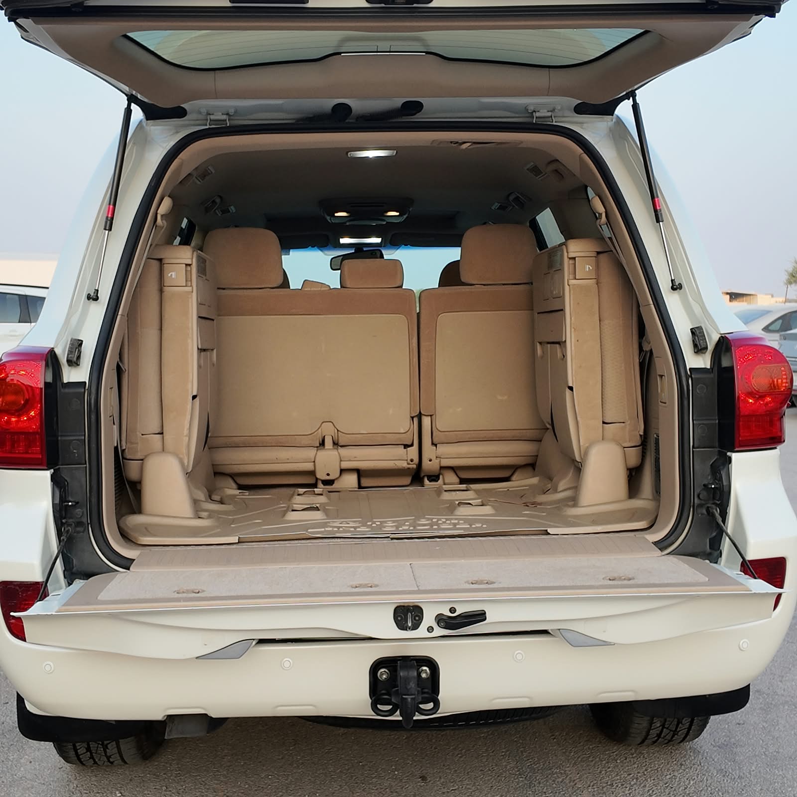 Toyota Land cruiser GXR 