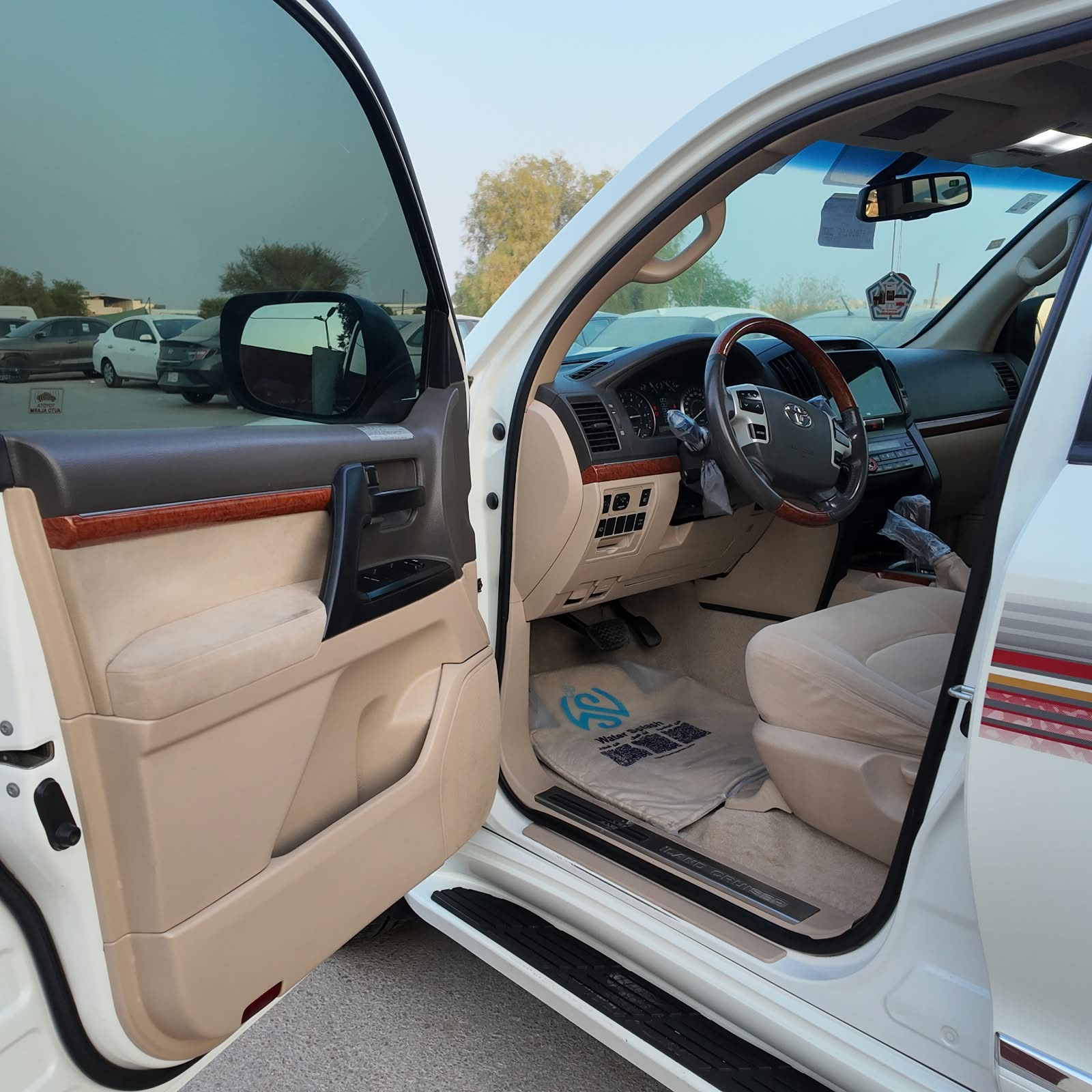 Toyota Land cruiser GXR 